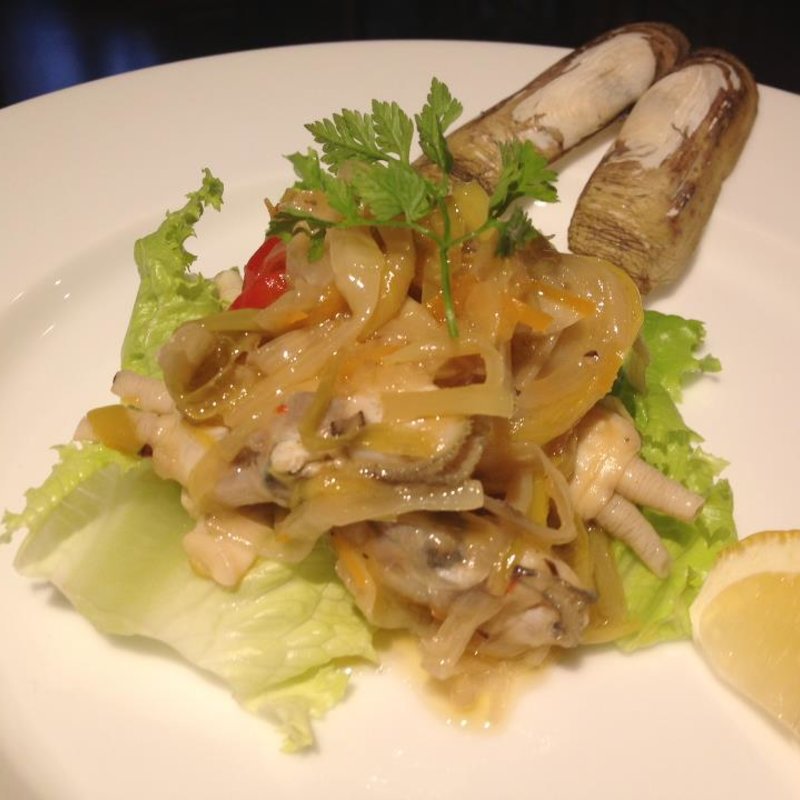 アサリとオニオンの炒め物(夏目亭)