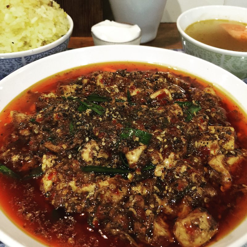 麻婆豆腐飯（四川風激辛麻婆）