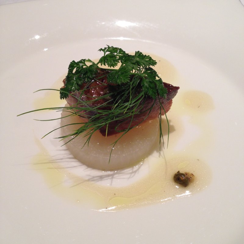 フォアグラと大根のロッシーニ(オステリア アルブーコ)