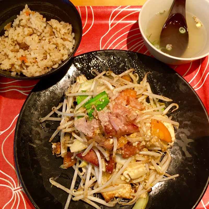 スパムと野菜のチャンプルーセット(沖縄そば エビィ)