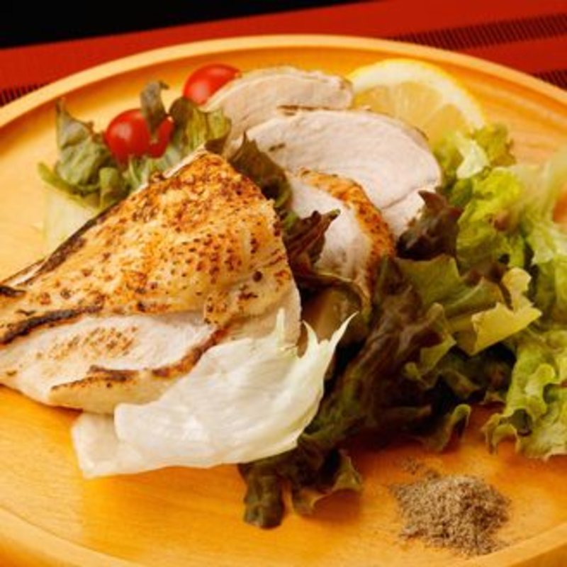 鶏むね肉の1枚焼き(NICNIC 北千住駅前 （ニクニク）)