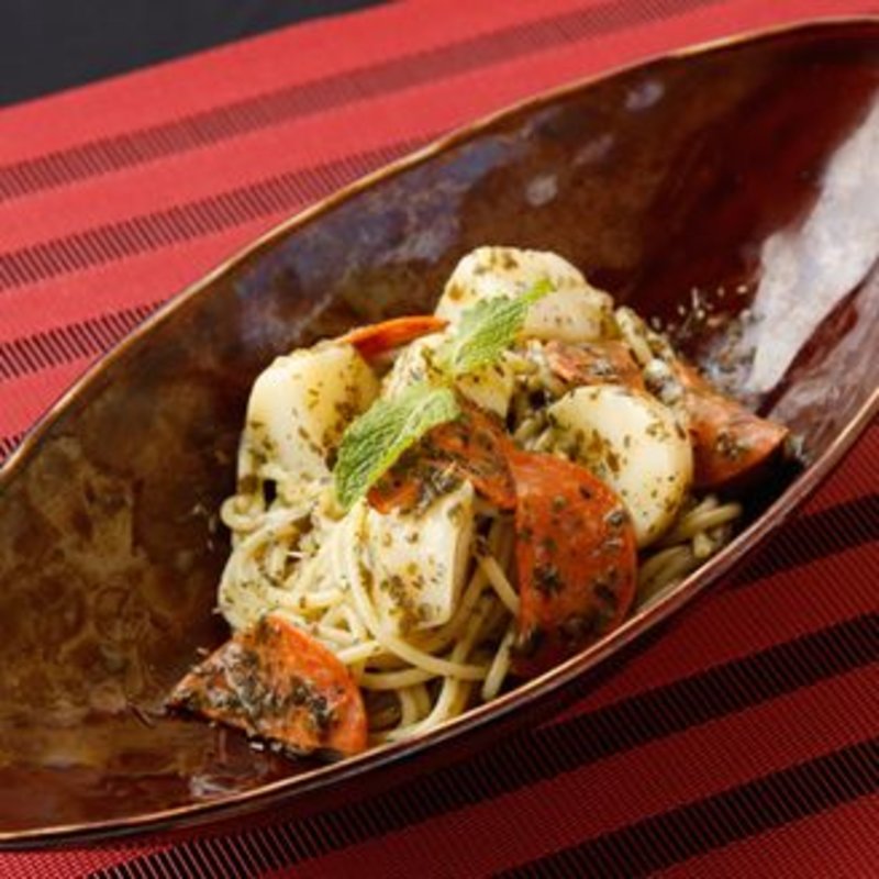 じゃがいもとサラミのバジルパスタ(NICNIC 北千住駅前 （ニクニク）)