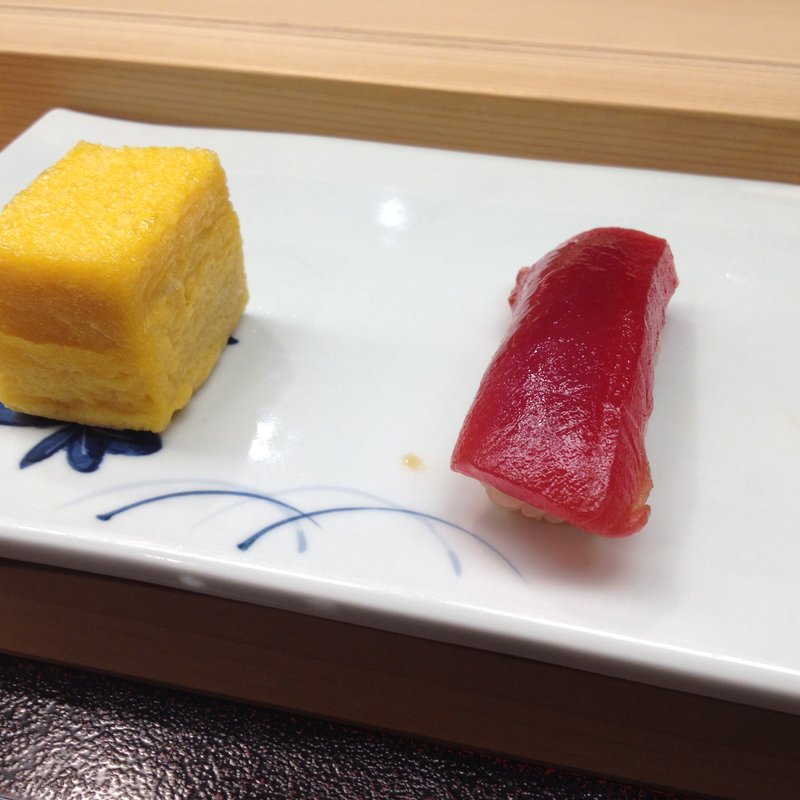 赤身と玉子焼き(蔵六鮨 三七味)