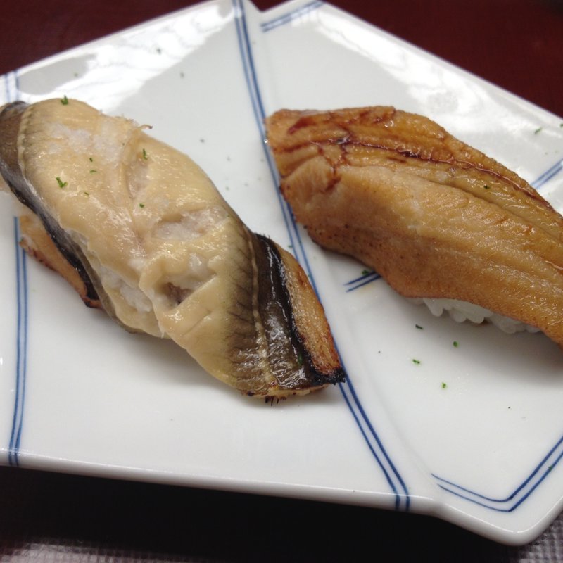 穴子と煮穴子(蔵六鮨 三七味)
