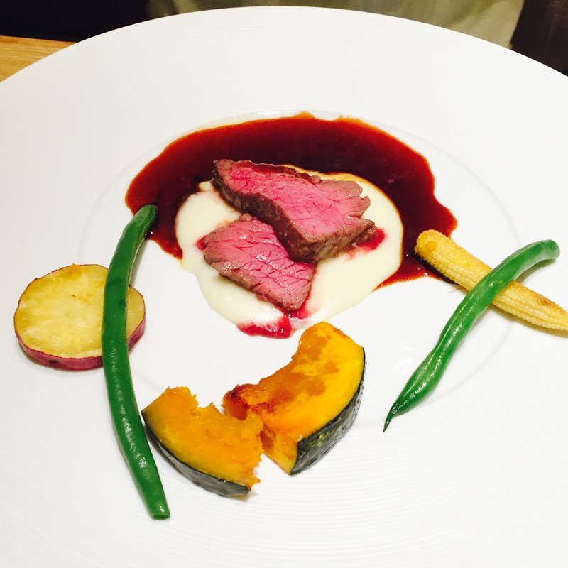 デジュネコース(牛ランプ肉のステーキ 赤ワインソース)(ビストロヴァリエ )