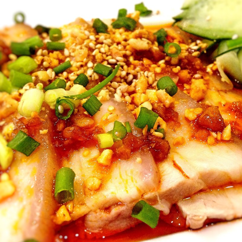 豚バラ肉にんにくソースかけ(川香苑 本店)