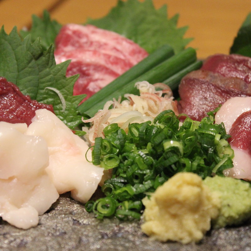 馬刺し盛り合わせ(腹黒屋 品川)