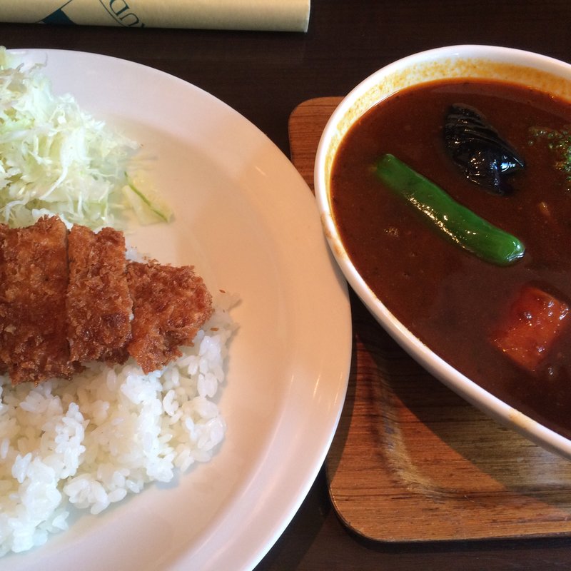 ロースカツカレー(鴻オオドリー 神田駿河台店)