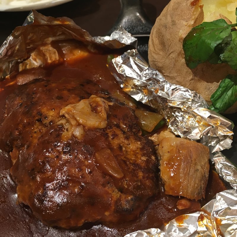 東洋亭ハンバーグステーキ(グリルキャピタル東洋亭 ポルタ店 （【旧店名】カフェグリル東洋亭）)