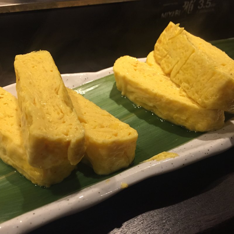 出汁の効いた厚巻き玉子(博多もつ鍋 幸とりもつえん KITTE丸の内店)