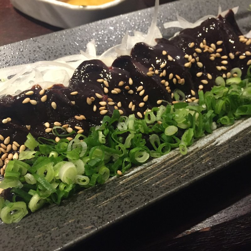 レバ刺し(博多もつ鍋 幸とりもつえん KITTE丸の内店)