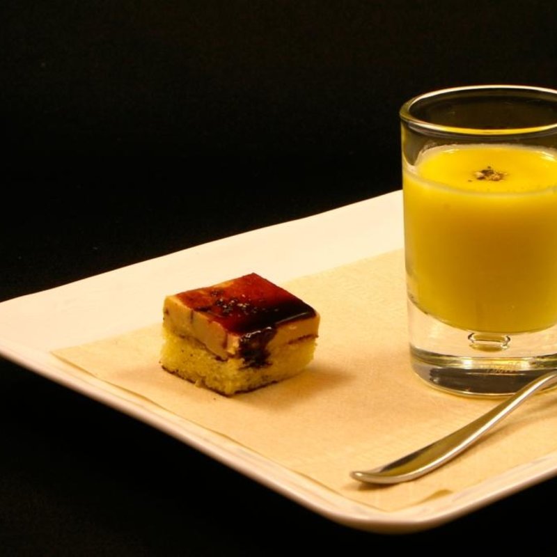 ババロアと一口ケーキ(米音 （kome no ne）)