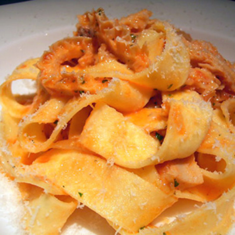 【ストランゴッツィ 】 シャラン産 鴨のラグーソース 白トリュフ風味(オルティージャ （ORTIGIA）)