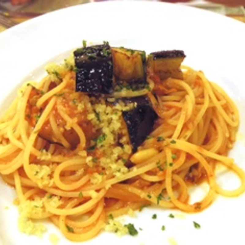 秋刀魚と茄子のトマトパスタ(イル・メルカート・アンジェロ)
