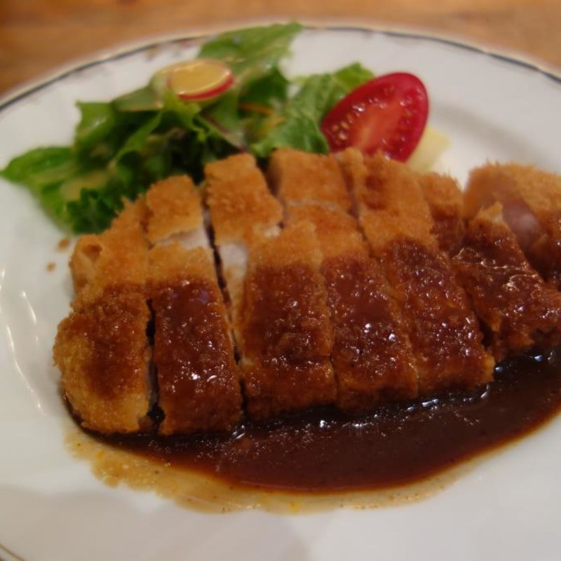 白金豚のとんかつ定食(洋食屋 ふじ家)