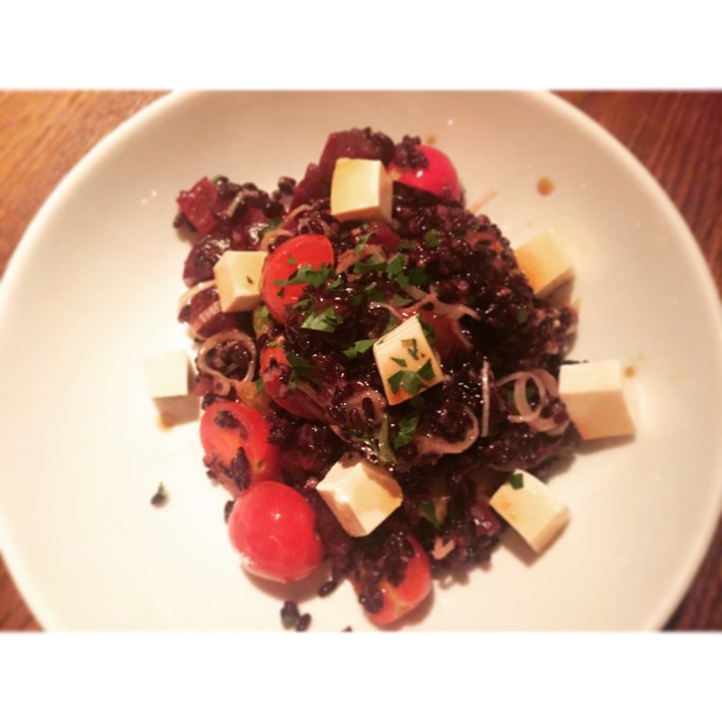 黒米のサラダ(IVY PLACE)