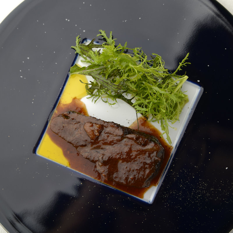 牛ほほ肉の赤ワイン煮込み(OSTERIA　ESTROSO （オステリア　エストローソ）)