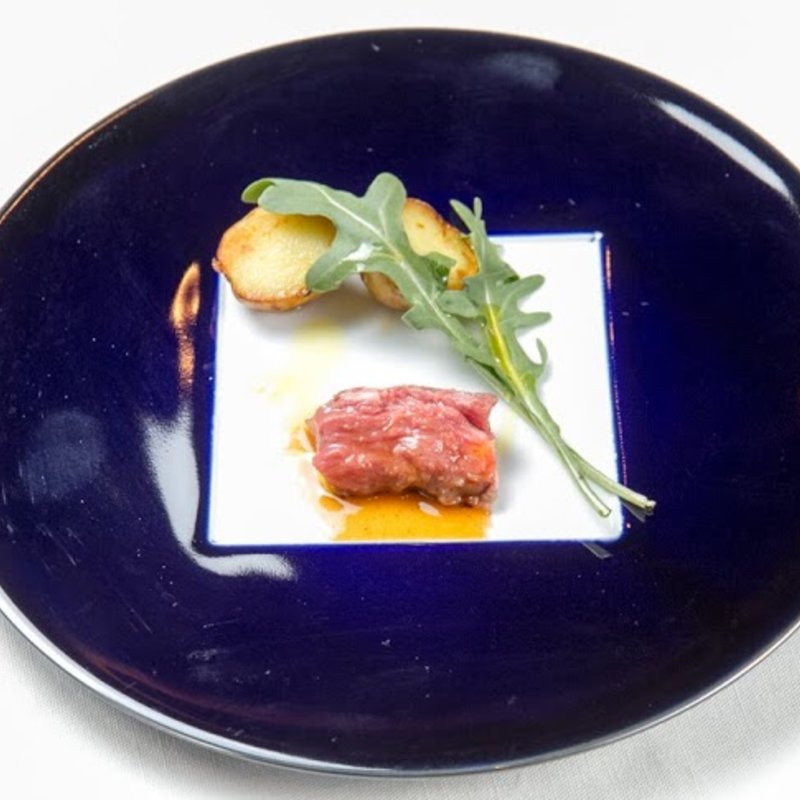 米沢豚の低温ロースト(OSTERIA　ESTROSO （オステリア　エストローソ）)