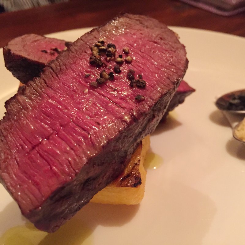 えぞ鹿(ラ　フェニーチェ （la　FenicE）)