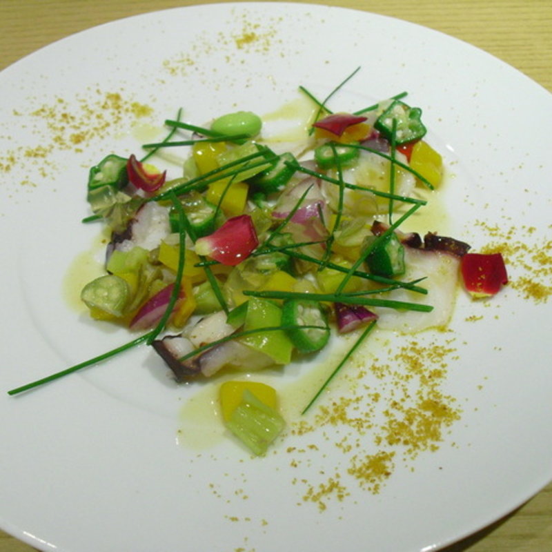 スモーク蛸のカルパッチョ(MOTORA)