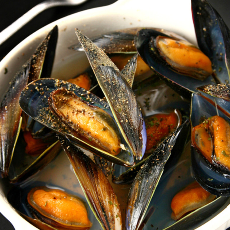 ムール貝の浜蒸し(テアトロ （TEATRO）)