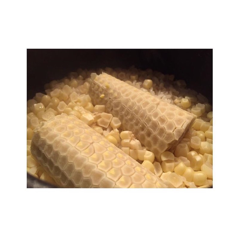 とうもろこしご飯(さん昇)