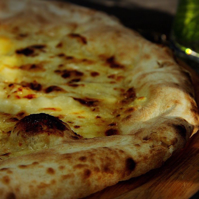 石窯ピザ（はちみつ/チーズ）(参捨六番CAFE　森の時間)