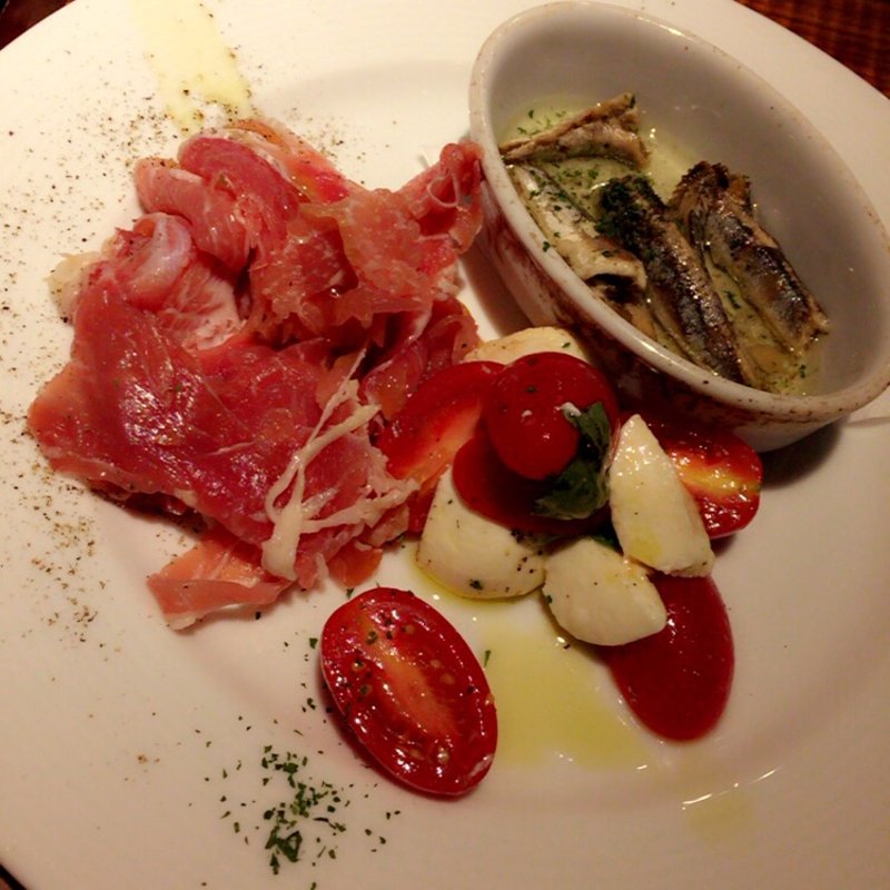 【人気】アンティパスト盛り合わせ(3点盛）】(びすとろHIRO)