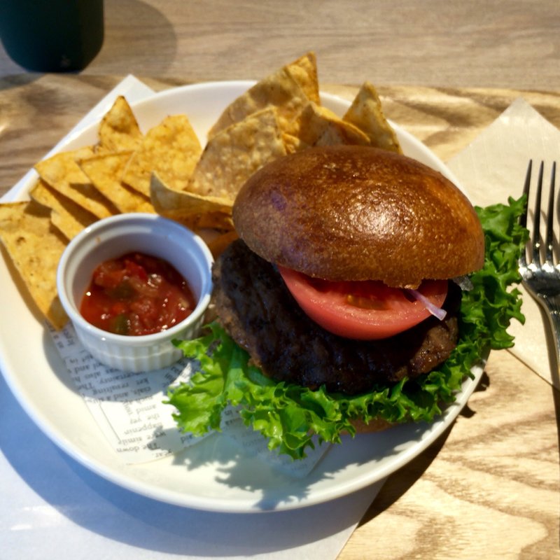 ブリオッシュバーガープレート(ブン カフェ×エ プロント 文化学園店)