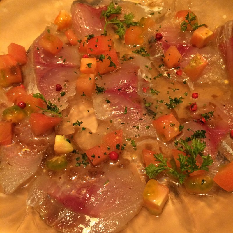 白身魚のカルパッチョ(Lucci （ルッチ）)