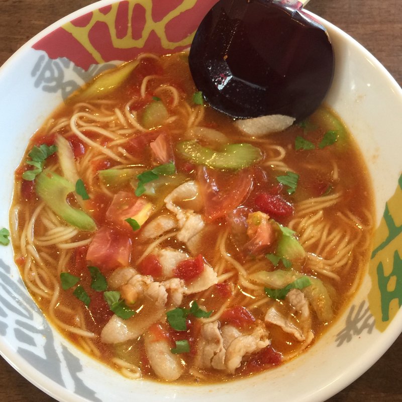 赤(ラーメン)(まあご )