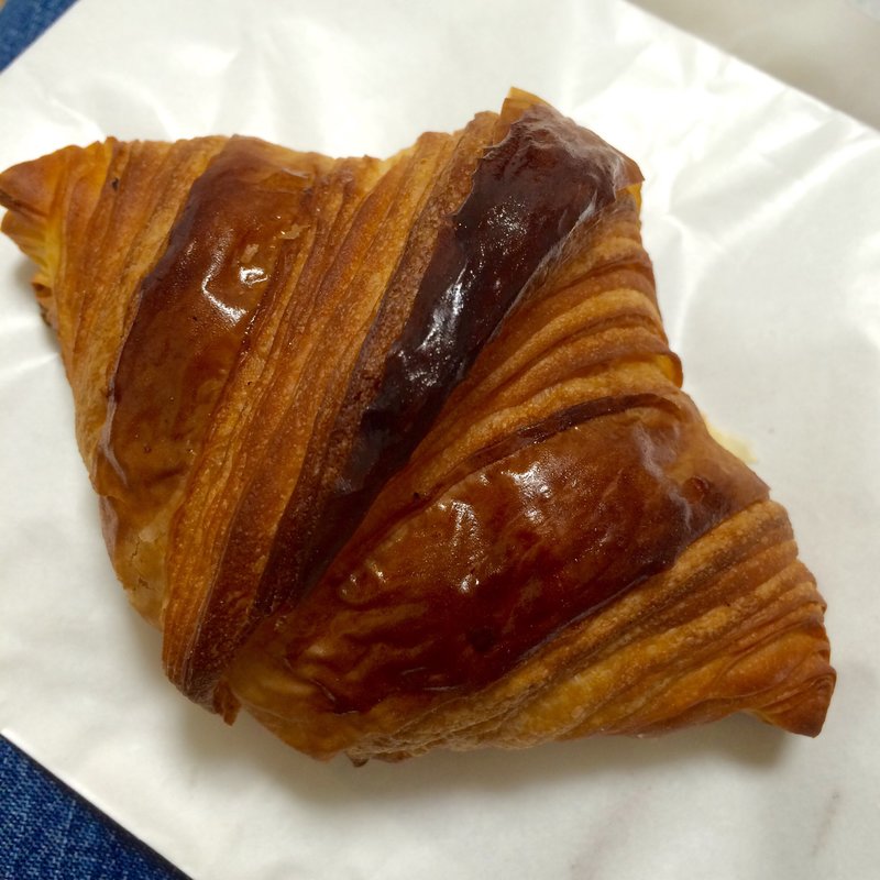 クロワッサン(パンやきどころ RIKI)