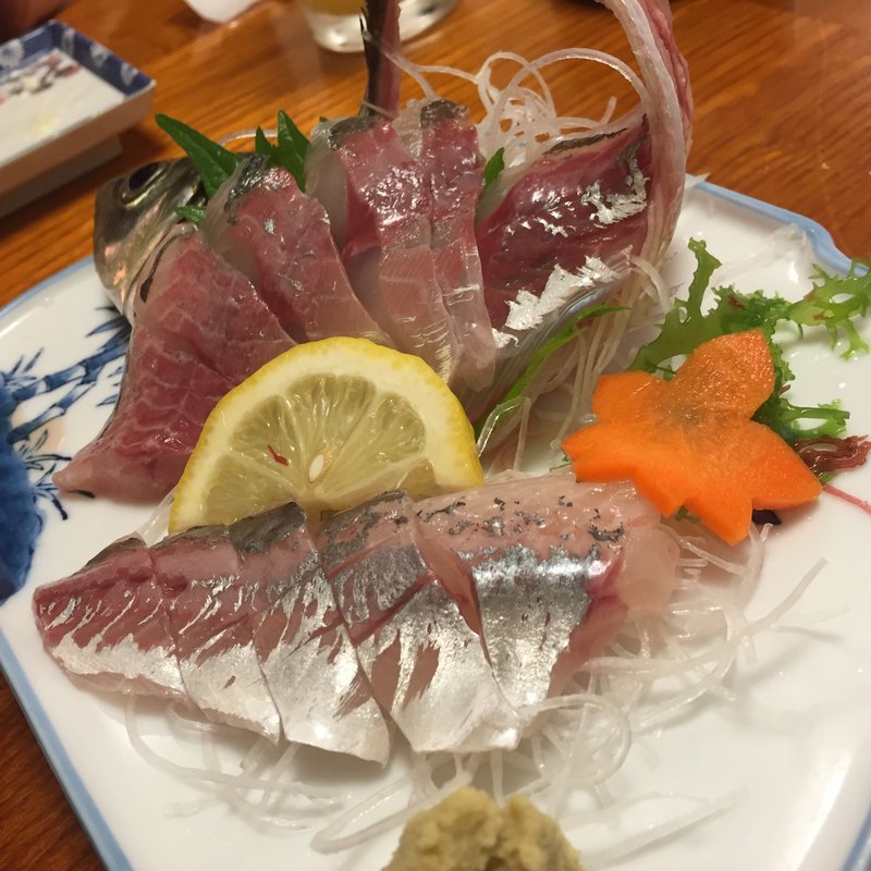 アジの活き造り(庶民の料亭ささいずみ)