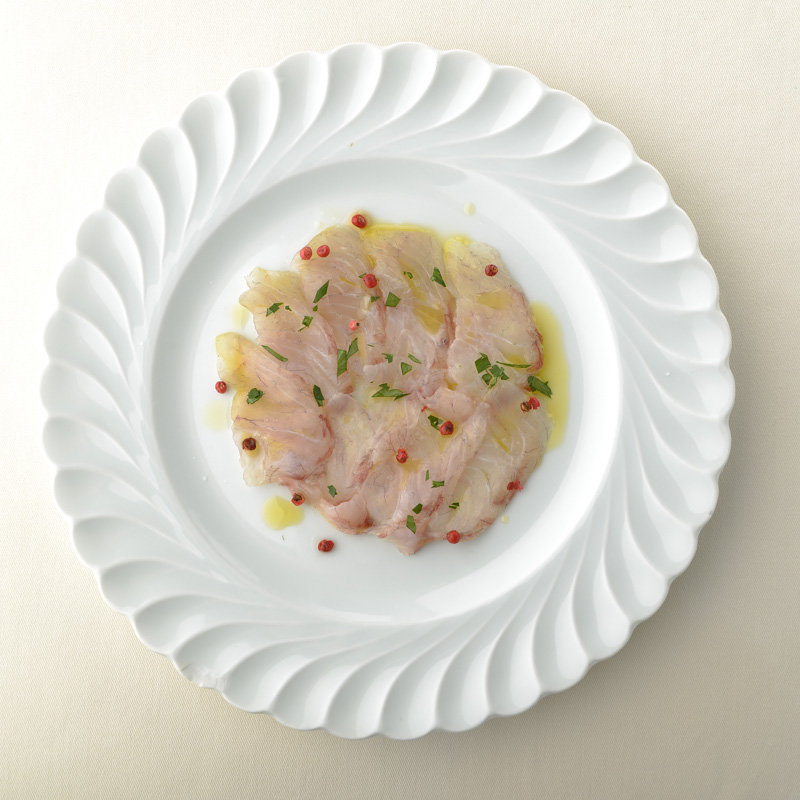 金沢産鮮魚のカルパッチョ(オステリア・トット)