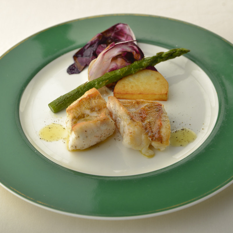 鮮魚のポワレ(オステリア・トット)