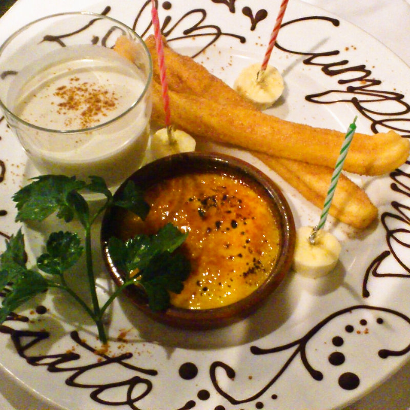 デザートの盛り合わせ(BAR de ESPANA ocho)