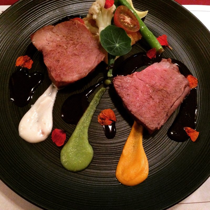 メインのお肉たち(Bistro pas mal)