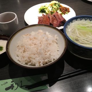 牛タン定食(牛たん炭焼き 利久 一番町店 （ぎゅうたんすみやき りきゅう）)