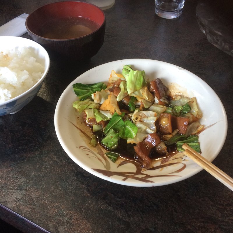 ホルモン丼(名阪上野ドライブイン　おすみ )