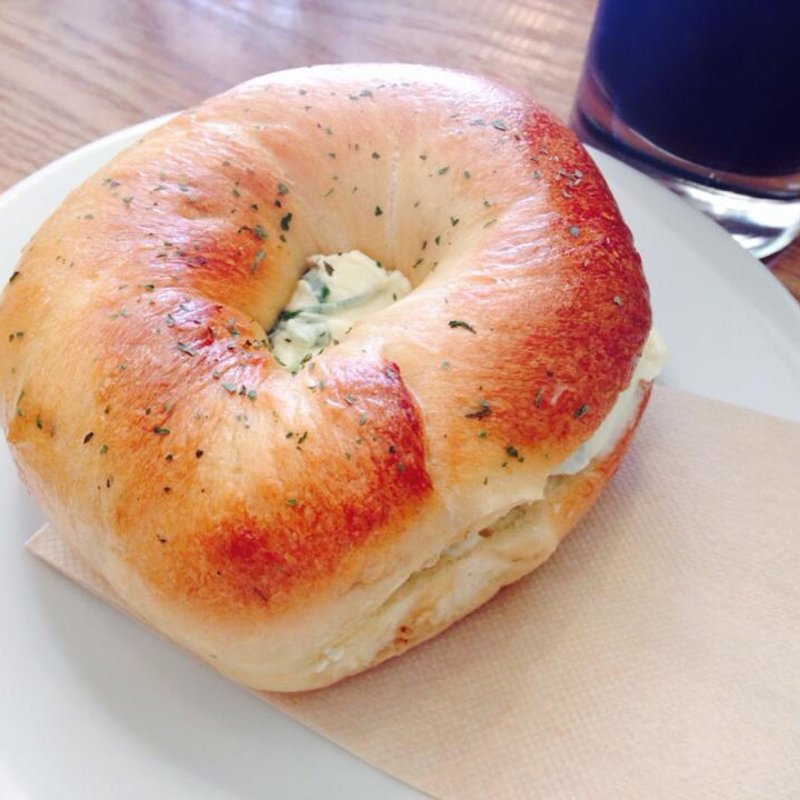九条ねぎのクリームチーズベーグル(Radio Bagel‎ （レディオベーグル）)