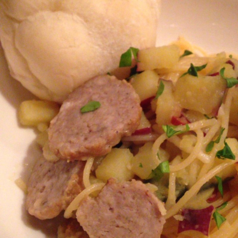 三種のサツマイモのペペロンチーノ　自家製ソーセージのトッピングつき(カリーナ プリマベーラ )