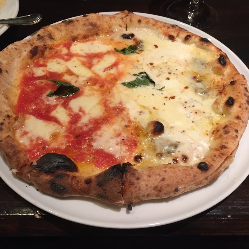 ハーフ&ハーフ(ラ・ピッコラ・ターヴォラ)