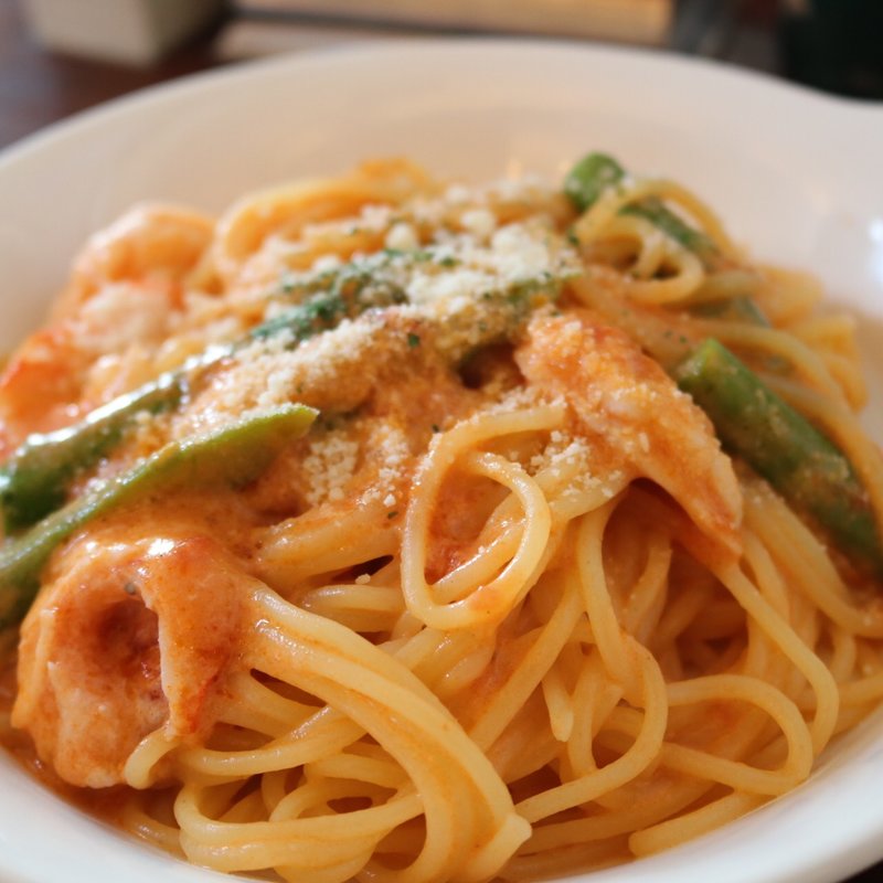 海老とアスパラのパスタ(クリムト)
