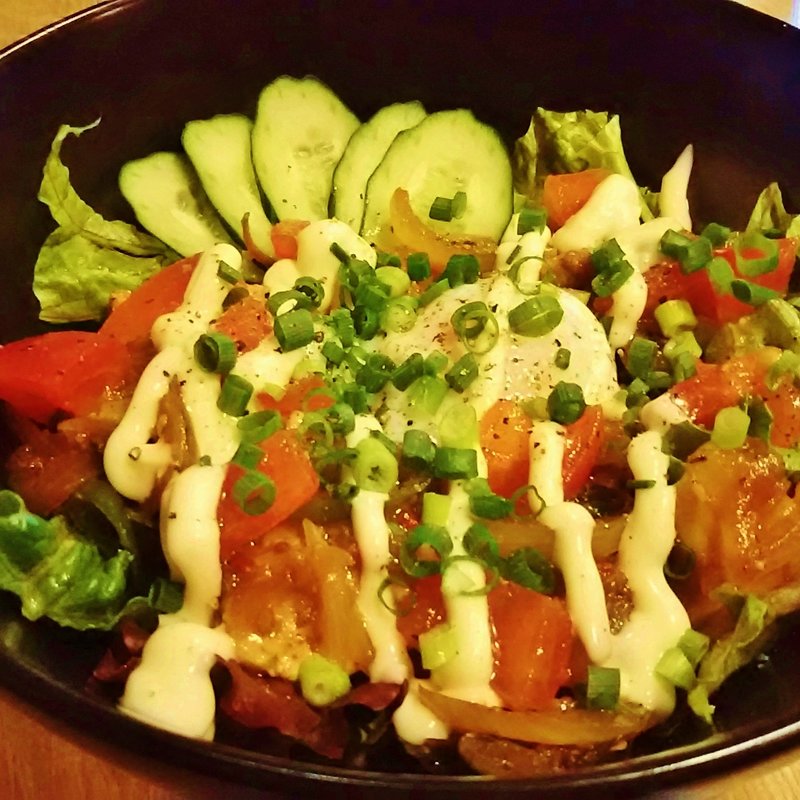 ドン・ガパオ チキン&バジル(大衆ビストロ バカ （VACA【旧店名】ヴァンピーロ）)