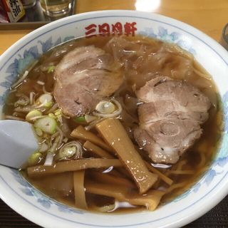 ワンタン麺(三日月軒東中の口店)