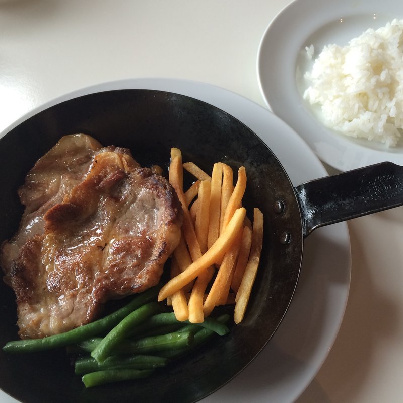 三元豚のビフテキパワーランチ(BISTRO うしすけ （【旧店名】DUMPLING NEW YORK）)