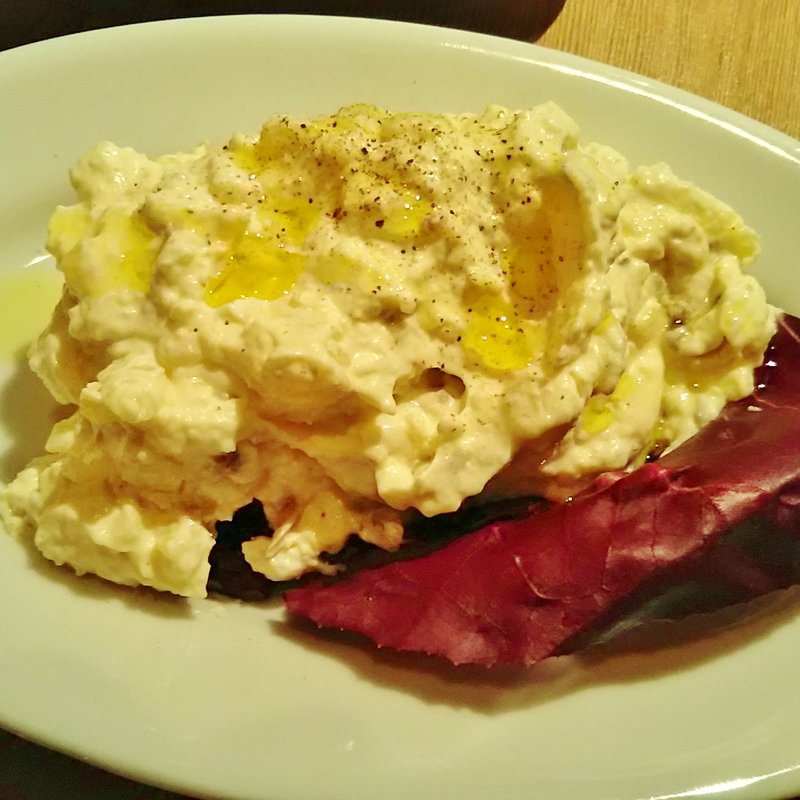 アンチョビ入りポテトサラダ(hachi)