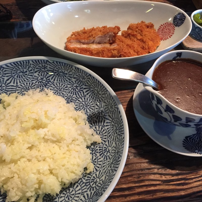チキンカツカレー（ライス・サラダ付き）(ウッディライフ )