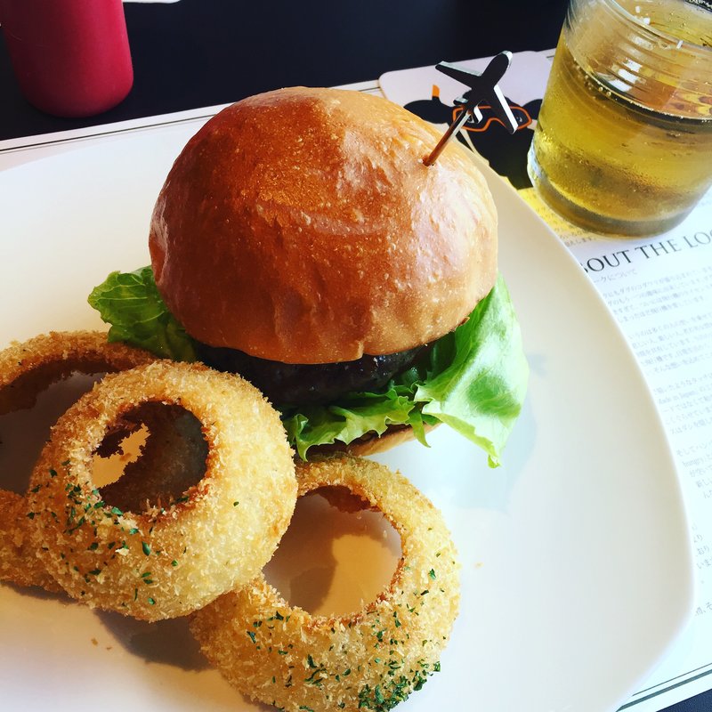 宮古牛のチーズバーガー(ダグズバーガー)