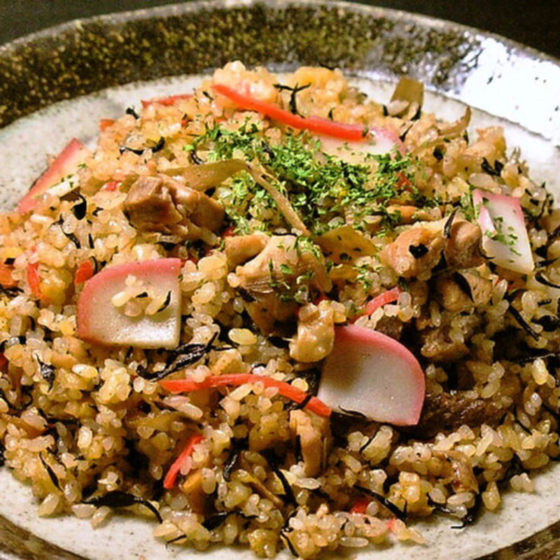 鶏とひじきの五目チャーハン(くいしん坊大将 日暮里店)
